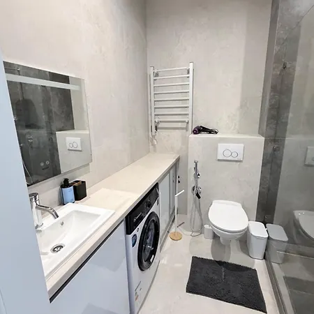 Apartment Avinion Azure Odesa